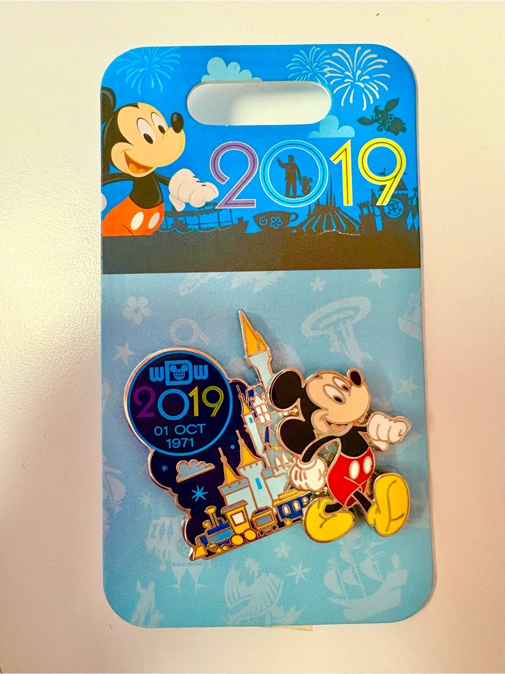 Disney Parks Walt Disney World WDW Exclusive 2019 Mickey Castle Pin 01 OCT 1971
